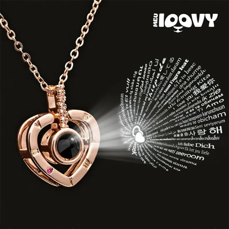 Colar de Projeção "Eu Te Amo" em 100 Idiomas