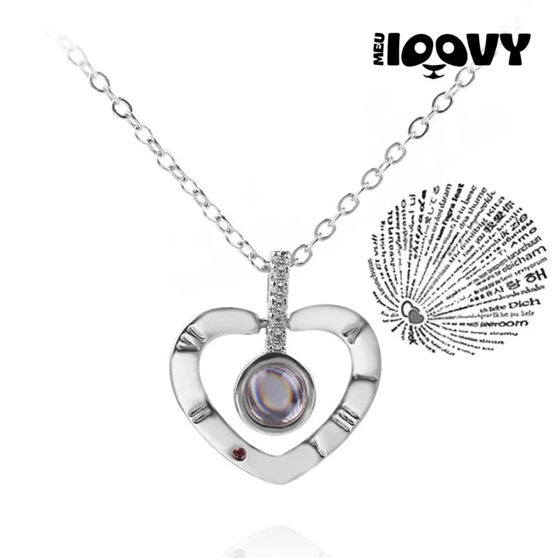 Colar de Projeção "Eu Te Amo" em 100 Idiomas